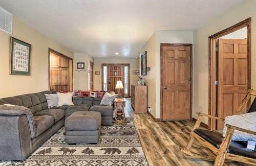 Wasilla House | Spacious Wasilla Home - 3 Mi to Downtown!
