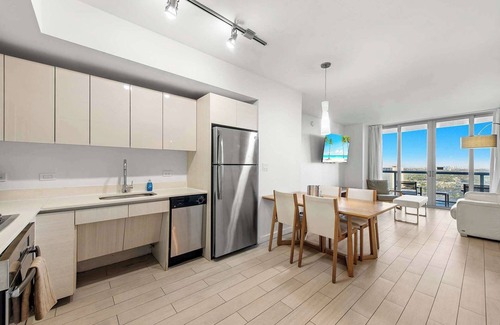 Hallandale Beach Apartment | Spacious Waterfront Escape - Balcony Bliss