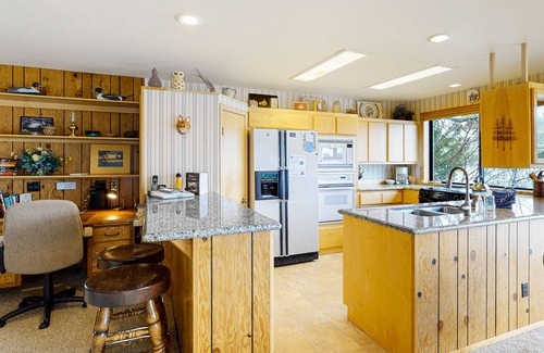 Joseph House | Spacious waterfront home on Wallowa Lake with dock & fireplace