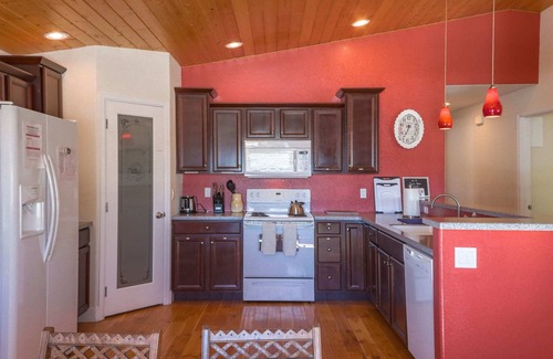 Westcliffe House | Spacious Westcliffe Home: Hot Tub, StarLink, Views!