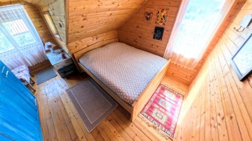 Tepacko Polje House | Spacious Wooden House Zabljak Retreat