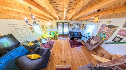 Tepacko Polje House | Spacious Wooden House Zabljak Retreat