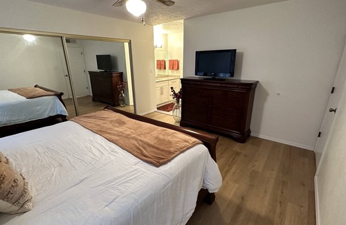 Academy Place House | Spain Heights - 4 bedroom spacious home in a convenient location.