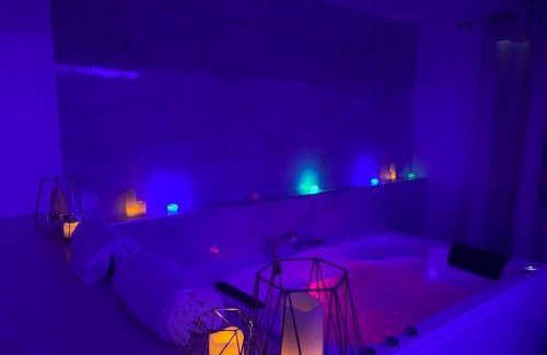 Ris Orangis Apartment | SpaLov
