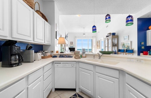 Ono Island Condo | Spanish Key 703-Gorgeous Beachfront Rental