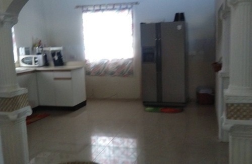 Spanish Town House | Spanish Palms Villa, in Spanish Town
