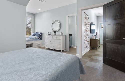 Ocean Springs Apartment | Spanish Trail Lofts - East Suite - Downtown Ocean Springs, MS