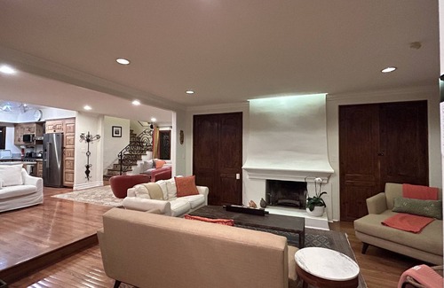 Ladera Heights Villa | Spanish villa with pool and outdoor kitchen centrally located in LA.