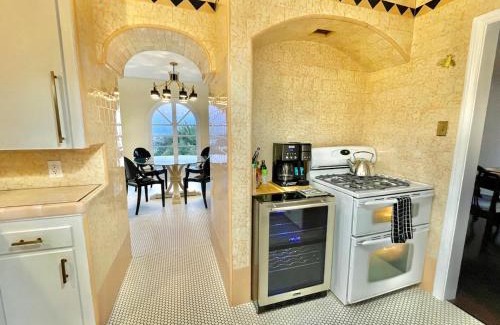 Northwest San Pedro House | SpanishFairytale4bd3ba