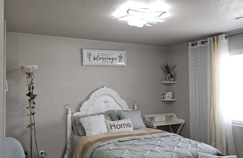 Pasco House | spare luxury room available Tri-Cities West Pasco WA