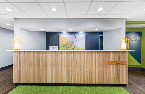 Alpharetta Hotel | Spark by Hilton Alpharetta Roswell