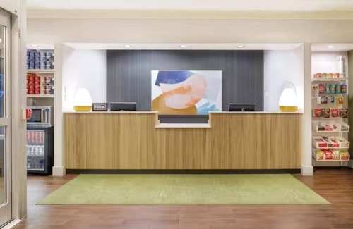 Northeast Mississauga Hotel | Spark by Hilton Toronto Airport