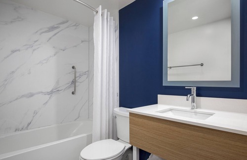 Northeast Mississauga Hotel | Spark by Hilton Toronto Airport