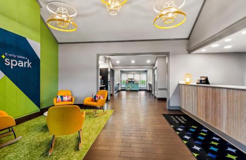 Wytheville Hotel | Spark by Hilton Wytheville Holston Rd I 81
