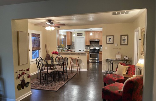 Dixon House | Sparkling Clean-Convenient location!