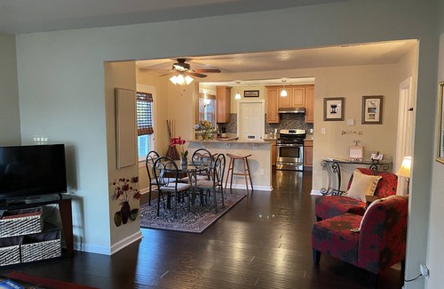 Dixon House | Sparkling Clean-Convenient location!