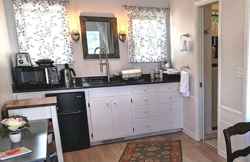 Brookings Apartment | Sparkling Clean, Private & Quiet! Amazing Ocean Views [5]