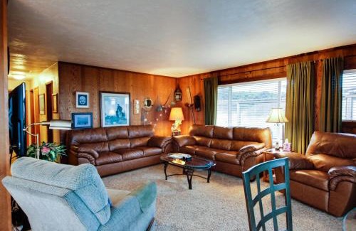 Yachats House | Sparkling Sands Oceanfront