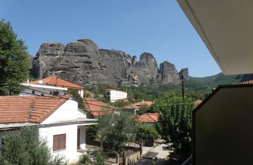 Kastraki Hotel | Spartacus House