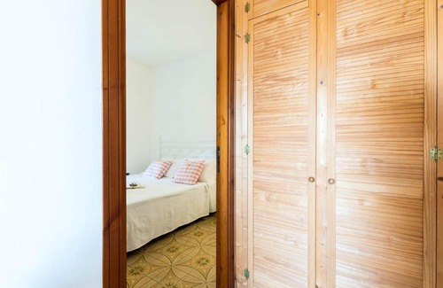Maddalenedda House | Spazioso Appartamento al Mare con Giardino T0520