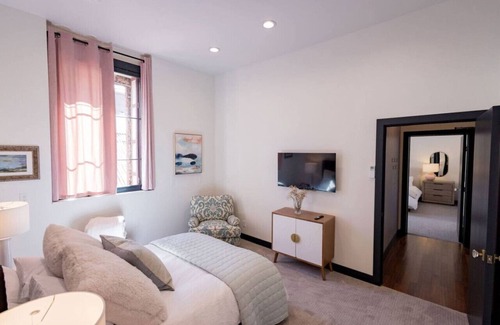 Nevada City Hotel | Speakeasy Double Room (Rm 5)
