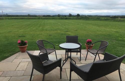 Vale of Glamorgan House | Special 10-17OCT Beautiful Dog Friendly Cottage near Cardiff, Cowbridge, Barry