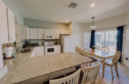 Windsor Hills Villa | *Special Deals! FROZEN Bedroom. Closest To Disney 6BR/4BA Pool No Rear Neighbors