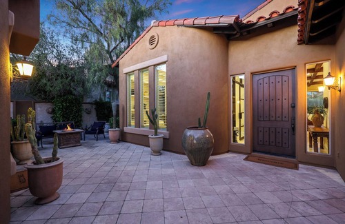 Pinnacle Peak House | Special Discount on Weekly and Monthly Rentals.