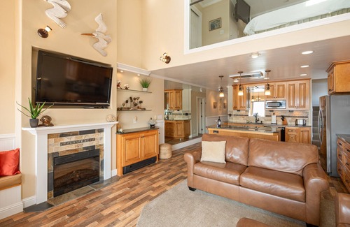 Cayucos Condo | SPECIAL DISCOUNTS on Breathtaking, and Completely Remodeled Beachfront Condo