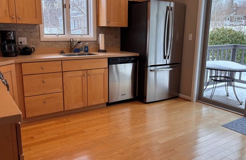 Southwest Harbor House | Special fall rates! Grandview near Acadia NP with pool, sauna, exercise room.