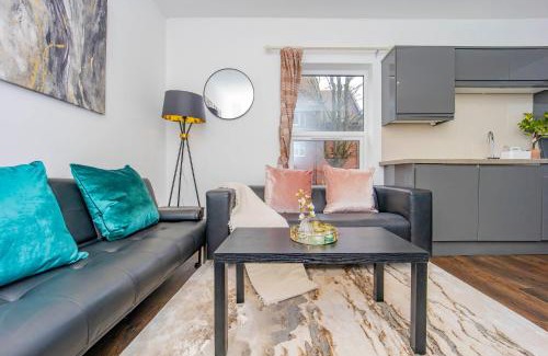 Seven Dials Apartment | Special Offer Central Hove 3 Bedroom Flat BN32OSM18
