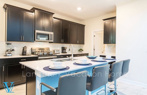 Four Corners House | Special Offer- Fancy Amenities, SPA ChampionsGate741DS