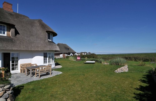 Rantum House | Special price from 22.8.23 - 12.9.23 20%