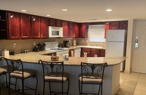 Gatlinburg Condo | Special! Winter rates! Creekside, large balcony and mountain view