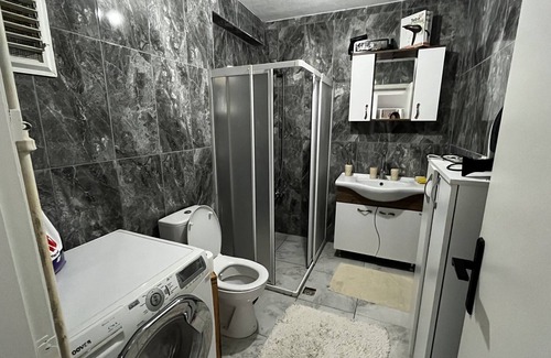 Maltepe Apartment | Specious 3+1 near the seaside in safest area