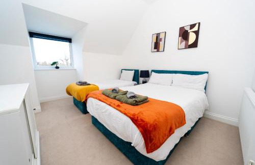 Reading House | Specious modern 3-bed house near city centre