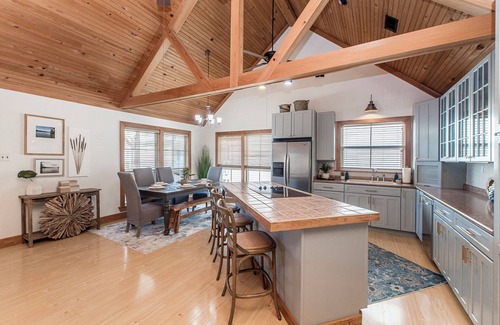 Springfield House | Specious Waterfront home on the Tickfaw River