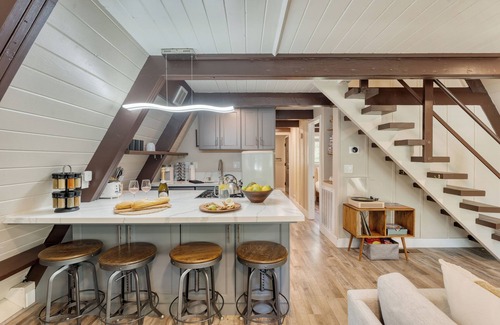 Kings Beach House | Speckled by AvantStay | Modern Interior, 0.5mi to Lake!