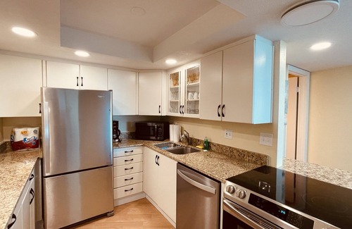 Key Colony Condo | Spectacular Ocean View and Bright Beach Condo, 2BR/2Bath, the Best on the Shores