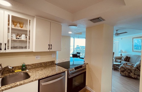 Key Colony Condo | Spectacular Ocean View and Bright Beach Condo, 2BR/2Bath, the Best on the Shores