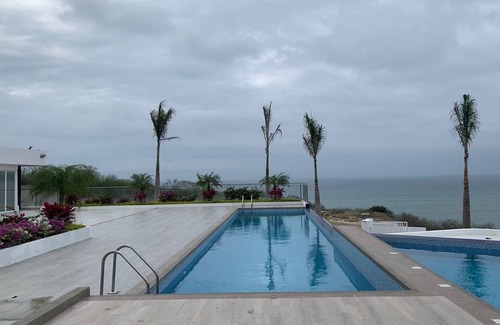 Manta Condo | Spectacular 17th floor of ocean view 3bd 2 1/2 bath
