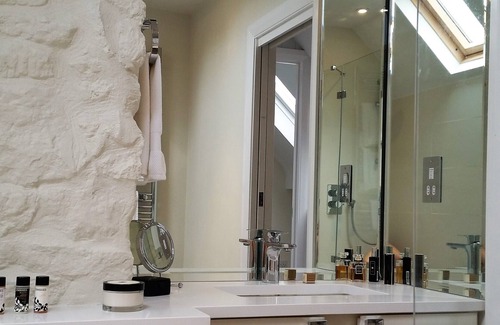 Blockley Cottage | Spectacular 3 double bedroom Cotswold stone cottage with original Inglenook fire