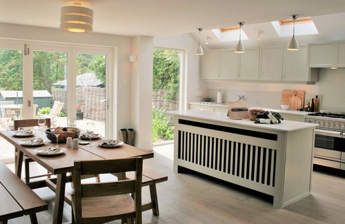 Blockley Cottage | Spectacular 3 double bedroom Cotswold stone cottage with original Inglenook fire