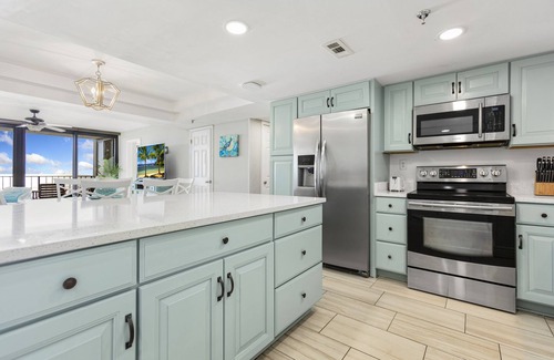 Biltmore Beach Condo | Spectacular 3 Bedroom, 2 Masters on the Water, amazing views, free beach chairs