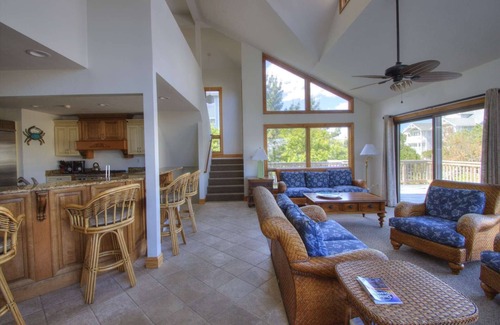 Bethany Beach House | Spectacular 8BR w/Elevator! Sleeps 16 w/Heated Pool, One House to Ocean w/Free Activities