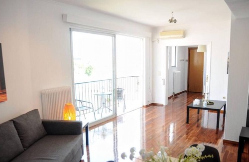Anafiotika Apartment | Spectacular Acropolis view apartment
