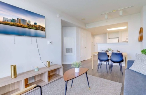 Ballston Apartment | Spectacular Apt with Gym @Ballston