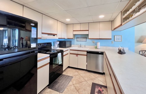 Biltmore Beach Condo | Spectacular beach front condo! Large Balcony, Pool