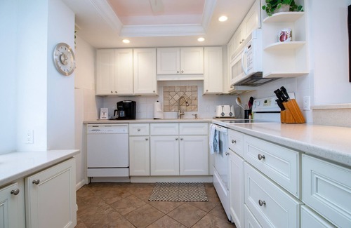 Siesta Key Condo | SPECTACULAR BEACH AND GULF VIEWS AT CRYSTAL SANDS!