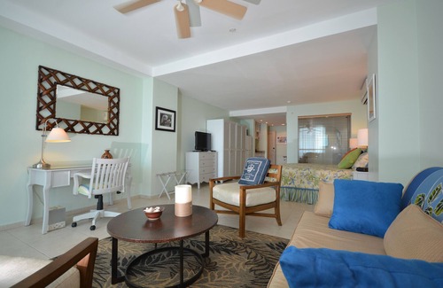Playa Coronado Condo | Spectacular Beach Front Studio Suite In Coronado Bay, Panama